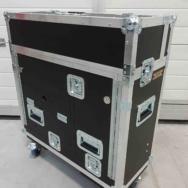ProX XZF-BX32C Flip-Ready Easy Retracting Hydraulic Lift Case for Behringer BX32 Compact Console - Image 3
