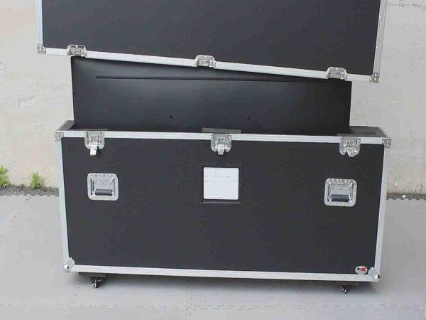 ProX XS-TV6070W Universal Case for ONE 60 to 70 Inch Flat Panel Monitor LED TV with Low Profile Wheels - Image 11