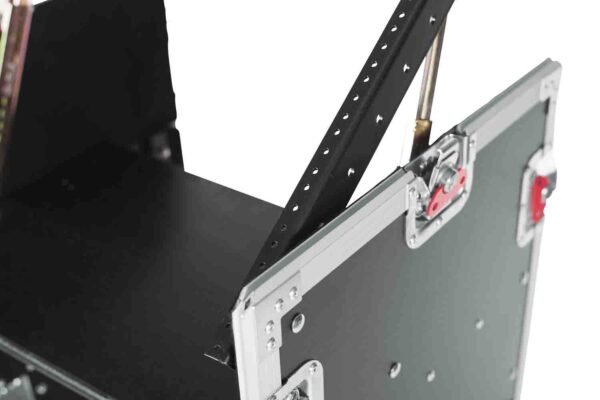 Gator Cases G-TOUR 10X16 PU, 10U Top 16U Side Console Rack Case with Casters - Image 9