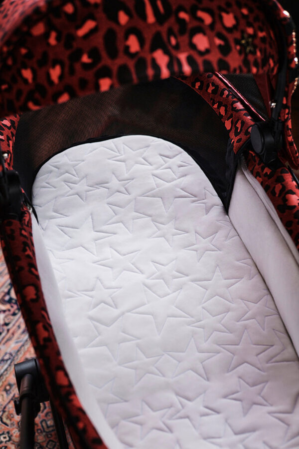 Cybex Priam 4 Complete Stroller with Lux Bassinet Bundle - Rockstar by Alec Voelkel - Image 4