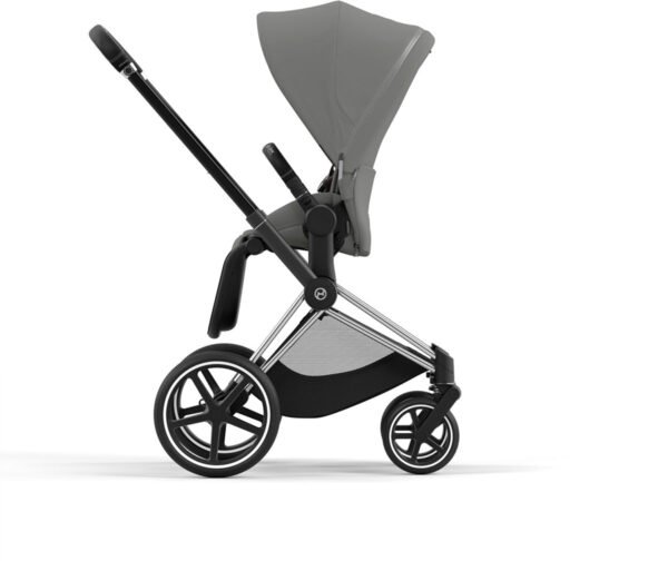 Cybex Priam 4 Stroller (One Box) - Chrome / Black / Soho Grey - Image 3