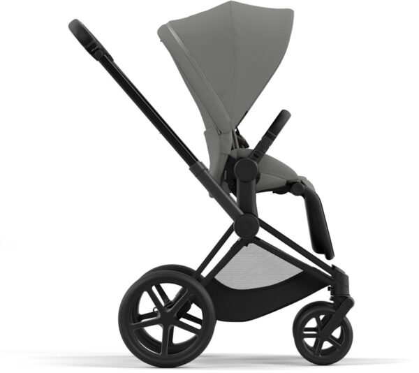 Cybex Priam 4 Stroller (One Box) - Matte Black / Black / Soho Grey - Image 2