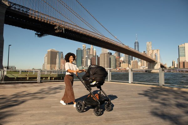Nuna MIXX next + PIPA urbn Travel System - Caviar - Image 7